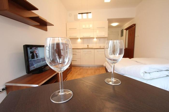 Parkside Old Town Aparthotel